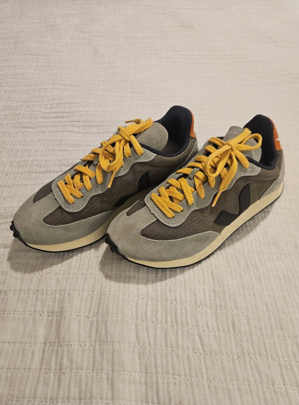 RARE Veja Rio Branco Suede Ripstop Sneakers Gray Green Yellow Orange sz 8 EU 39